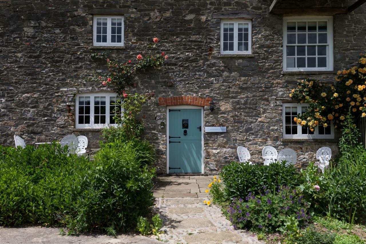 Kingston Estate Villa Staverton  Exteriör bild